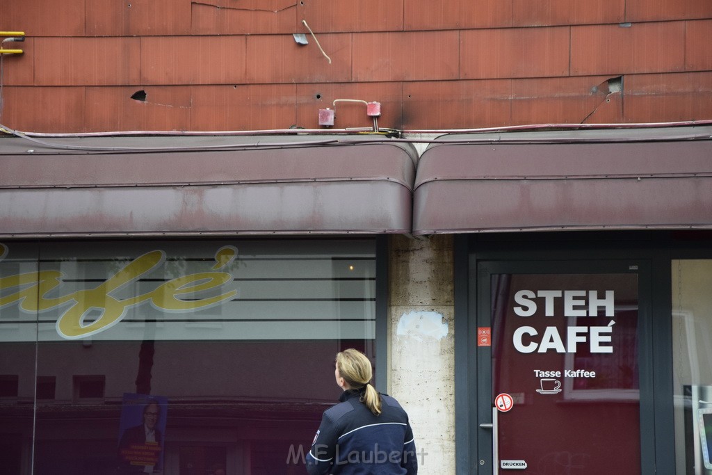 Feuer 1 Koeln Hoehenberg Olpenerstr P10.JPG - Miklos Laubert